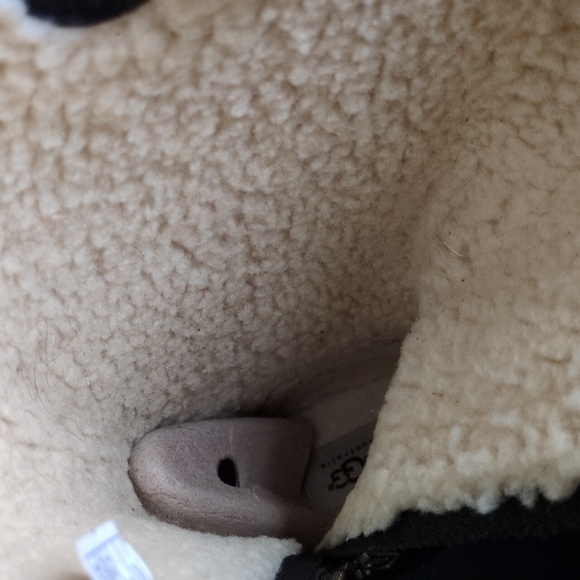 Ugg Chancery leather boots Women's sz 11​​ - Picture 7 of 7